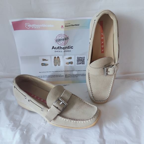 Vintage Prada Women's Beige Suede Buckle Moccasin Shoes w/ COA -Size 35.5/US 5.5 - Picture 5 of 16